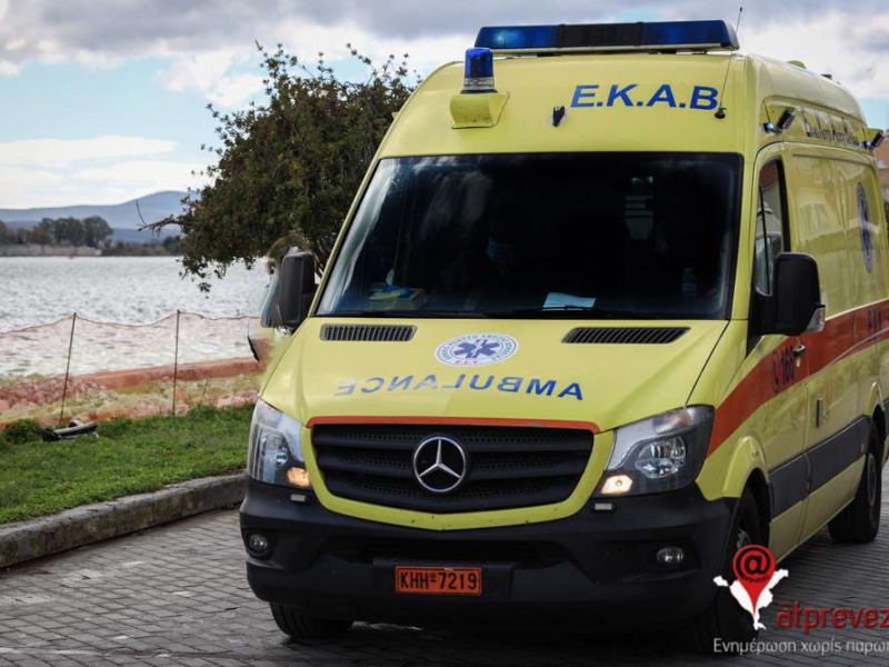 40χρονος ανασύρθηκε χωρίς τις αισθήσεις του από το Λιμάνι της Πρέβεζας