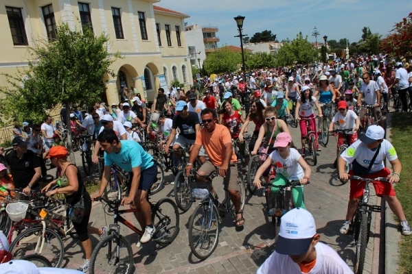 Ο Δήμος Ακτίου-Βόνιτσας αγκαλιάζει το ποδήλατο. What about Preveza?